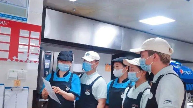 坚果炒货加盟店设备清单：揭秘开店必备利器