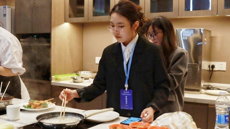 办公室零食新宠：揭秘适合工作的坚果炒货